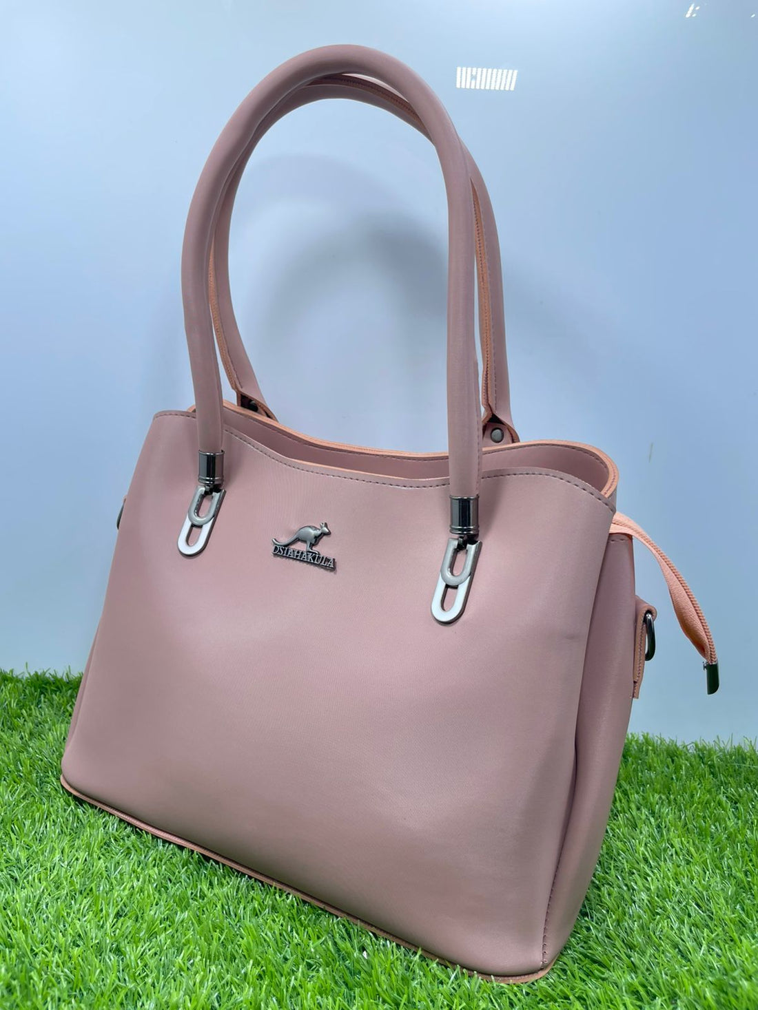 1 zip 3 Pockets bags